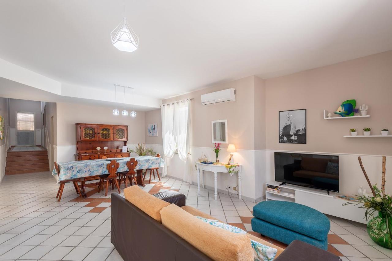 Appartamento In Villa Tulipano Мадзара дел Вало Екстериор снимка